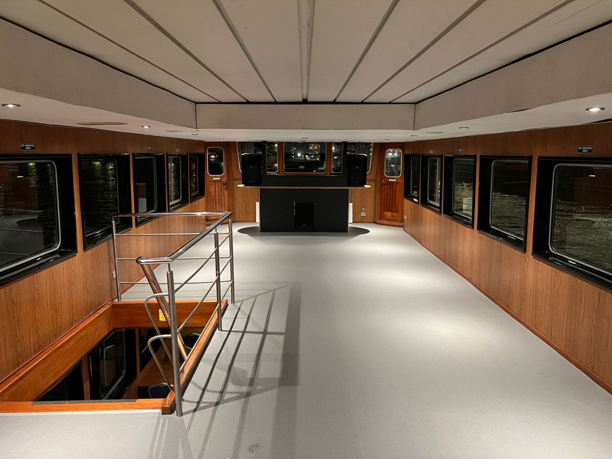 Thames Princess Dancefloor DJ Booth